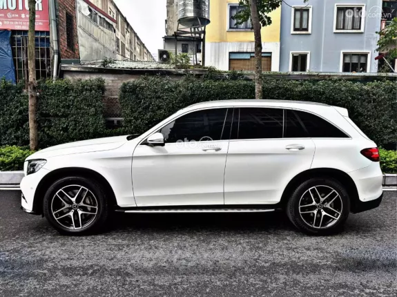 Mercedes-Benz GLC 300 4Matic 2018 - Tư nhân chính chủ, odo 6v miles cực đẹp