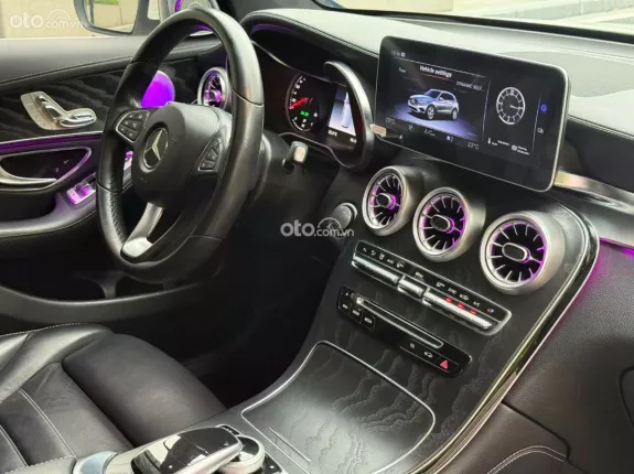 Mercedes-Benz GLC 300 4Matic 2018 - Tư nhân chính chủ, odo 6v miles cực đẹp