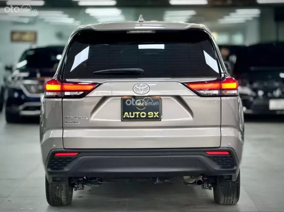 Toyota Innova Cross 2025 - Full lịch sử hãng