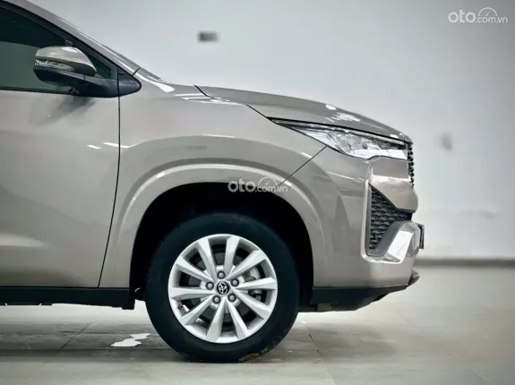 Toyota Innova Cross 2025 - Full lịch sử hãng