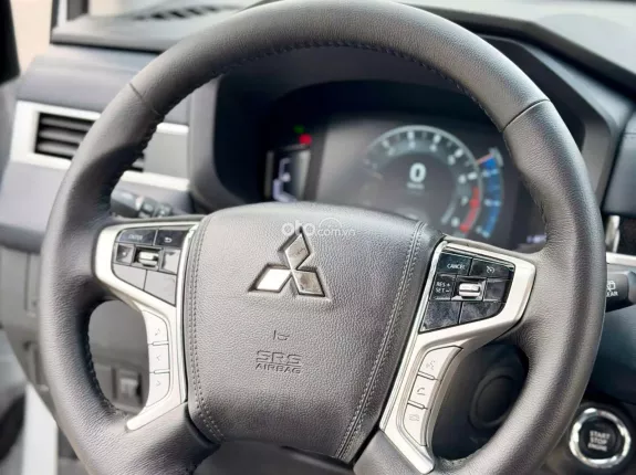 Mitsubishi Xpander Cross 1.5 AT 2025 - Một chủ từ mới chuẩn km đi