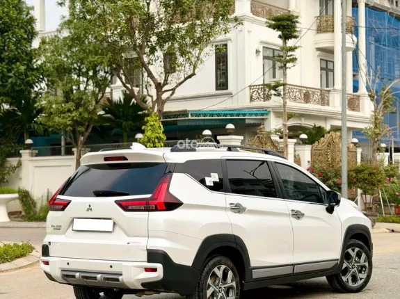 Mitsubishi Xpander Cross 1.5 AT 2025 - Một chủ từ mới chuẩn km đi