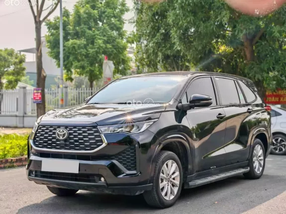 Toyota Innova Cross Xăng 2025 - Odo 7.000km như mới