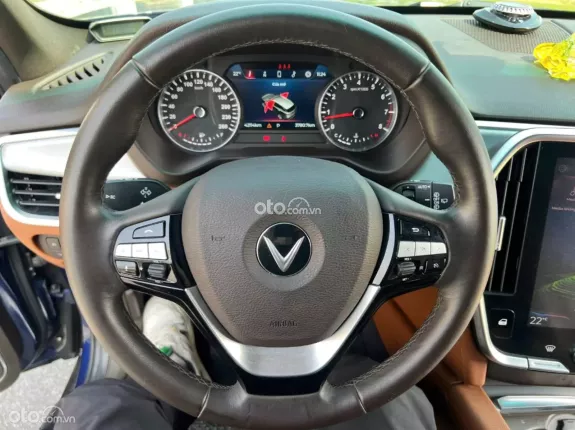 VinFast LUX SA2.0 Cao cấp 2020 - Salon mới về xin được chào bán ngay