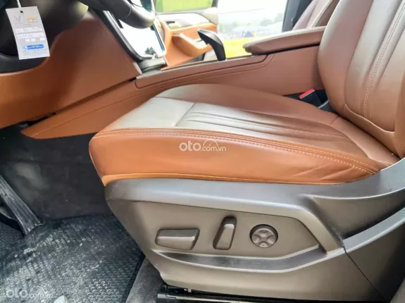 VinFast LUX SA2.0 Cao cấp 2020 - Salon mới về xin được chào bán ngay