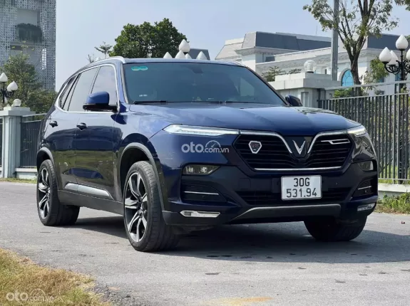 VinFast LUX SA2.0 Cao cấp 2020 - Salon mới về xin được chào bán ngay