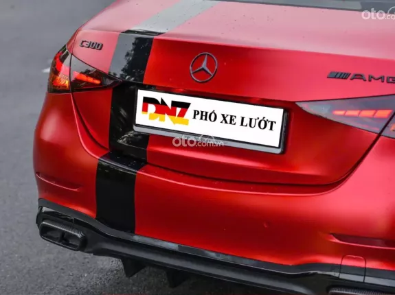 Mercedes-Benz GLC 300 4Matic 2022 - 1 viên duy nhất siêu đẹp - Odo cực ít