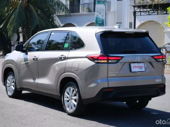 Toyota Corolla Cross 1.8 V  2024 - Giá 829 triệu