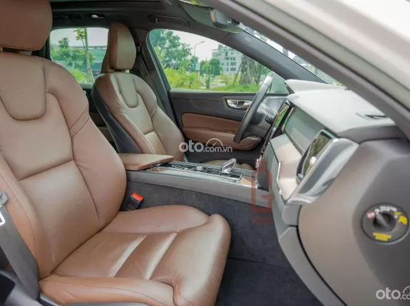 Volvo XC60 B6 AWD Inscription 2022 - Giá tốt thời điểm hiện tại