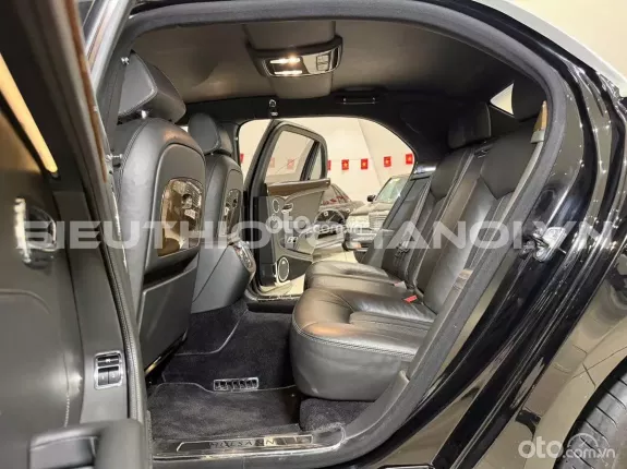Bentley Mulsanne 6.8 V8 2010 - Xe zin nguyên bản 10.000 miles