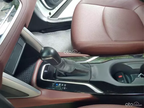 Toyota Corolla Cross 1.8 V  2022 - Toyota Corolla Cross 1.8 V 2022 - mua bán xe ô tô cũ uy tín tại Hà Nội