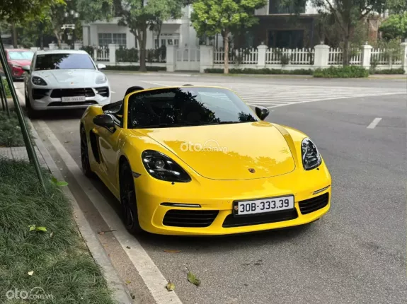 Porsche 718 Boxster T 2022 - Siêu phẩm mui trần cực hiếm tại Việt Nam