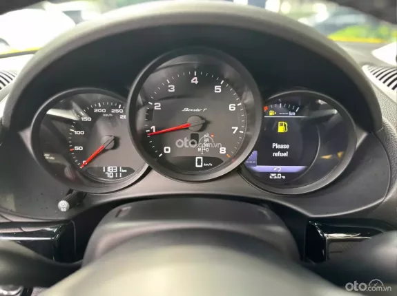 Porsche 718 Boxster T 2022 - Siêu phẩm mui trần cực hiếm tại Việt Nam