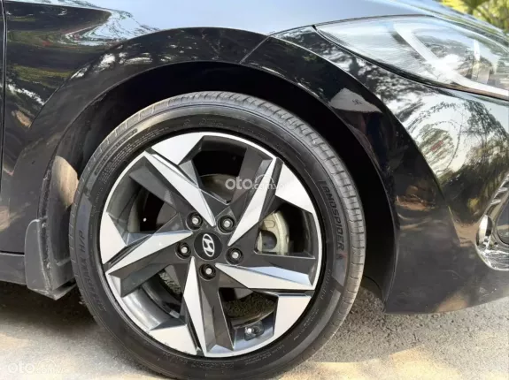 Toyota Innova 2.0 Venturer AT 2019 - Toyota 2019. 2.0, MT. 8v