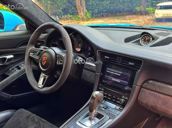 Porsche 911 Carrera GTS 2019 - Xe thể thao cao cấp màu Xanh Miami độc đáo