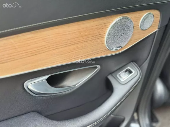 Mercedes-Benz C250 Exclusive 2018 - Odo 9v miles, xe cực đẹp