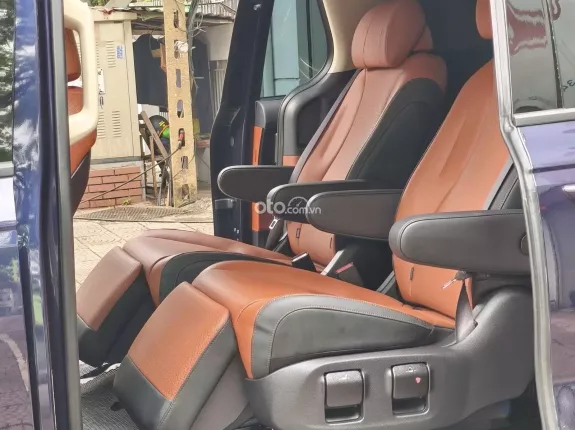 Kia Carnival 2.2D Signature 2024 - Xe tên công ty có xuất hóa đơn siêu cao
