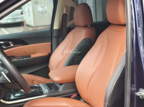 Kia Carnival 2.2D Signature 2024 - Xe tên công ty có xuất hóa đơn siêu cao
