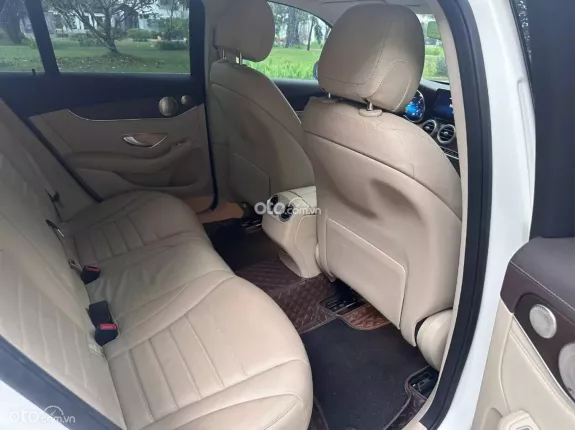 Mercedes-Benz GLC 200 4Matic 2021 - BAO ĐẬU BANK 70-90% (Ib Zalo tư vấn trực tiếp 24/7)