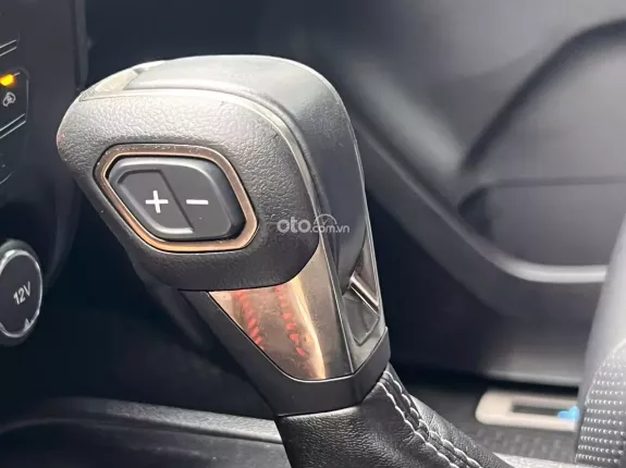 Ford Everest Titanium 2.0 AT 4x2 2018 - Phiên bản cao cấp, nhiều tiện ích hiện đại