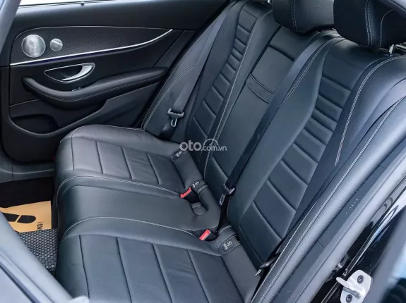 Mercedes-Benz E200 Sport 2019 - Mercedes E200 Sport 2019 lướt nhẹ