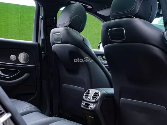 Mercedes-Benz E200 Sport 2019 - Mercedes E200 Sport 2019 lướt nhẹ