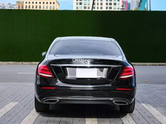 Mercedes-Benz E200 Sport 2019 - Mercedes E200 Sport 2019 lướt nhẹ