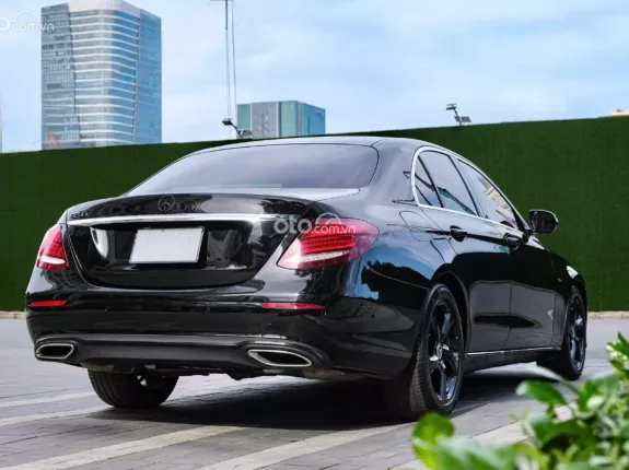 Mercedes-Benz E200 Sport 2019 - Mercedes E200 Sport 2019 lướt nhẹ