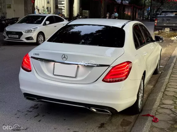 Mercedes-Benz C250 Exclusive 2015 - C250 2016