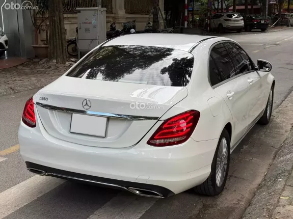 Mercedes-Benz C250 Exclusive 2015 - C250 2016