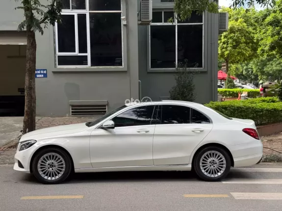 Mercedes-Benz C250 Exclusive 2015 - C250 2016