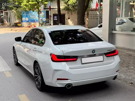 BMW 320i Sport Line 2024 - BMW 302i Sport Line 2024