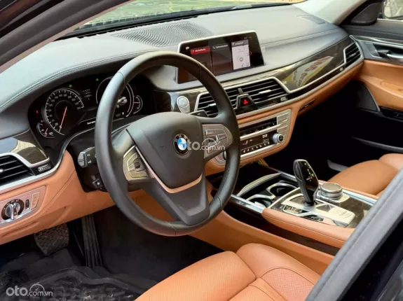 BMW 730Li 2018 - BMW 730i 2019
