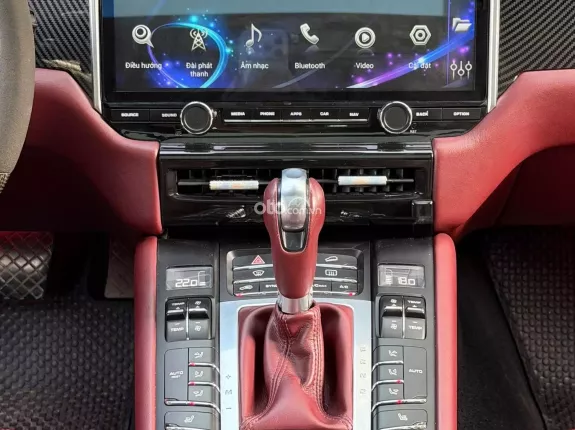 Porsche Macan 2.0 AT 2016 - Porsche Macan 2016 lên full 2020