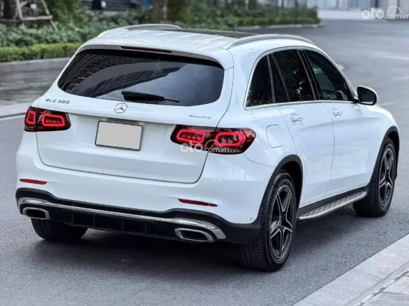 Mercedes-Benz GLC 300 4Matic 2020 - GLC300 2020