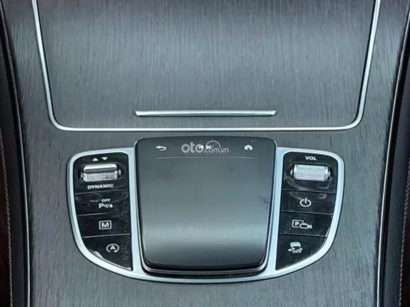 Mercedes-Benz GLC 300 4Matic 2020 - GLC300 2020