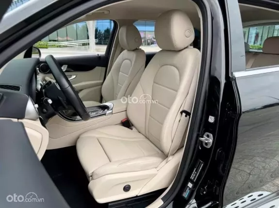 Mercedes-Benz GLC 200 2021 - GLC200 2021