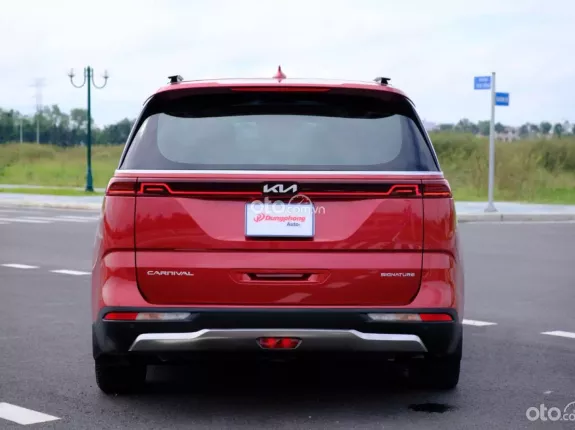 Kia Carnival 2.2D Signature 2024 - Xe cực đẹp, đi 25.000km, giá tốt tại hãng