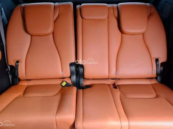 Kia Carnival 2.2D Signature 2024 - Xe cực đẹp, đi 25.000km, giá tốt tại hãng