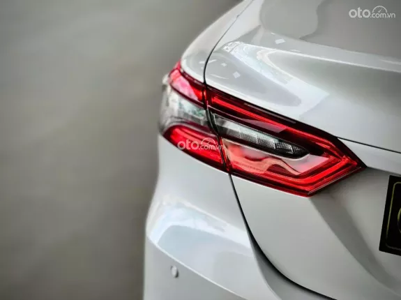 Toyota Camry 2.5Q 2023 - Nhập khẩu Thái Lan