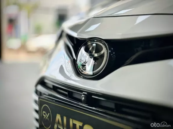 Toyota Camry 2.5Q 2023 - Nhập khẩu Thái Lan