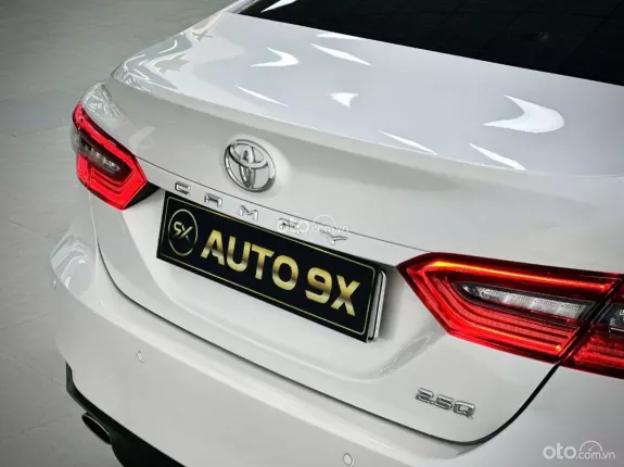 Toyota Camry 2.5Q 2023 - Nhập khẩu Thái Lan