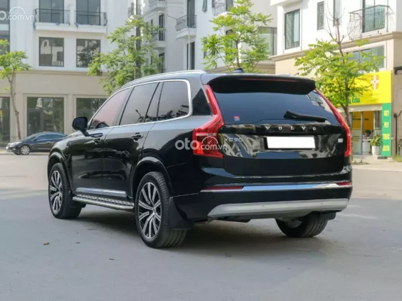 Volvo XC90 T8 Hybrid Recharge AWD 2021 - SUV 7 chỗ mạnh mẽ, tiết kiệm