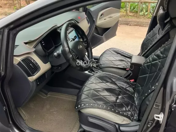 Kia Rio 1.4 AT 2015 - Sedan số tự động đời xe nhập khẩu tên tư nhân biển 30 Xe đẹp tắt nắng, zin về máy số keo chỉ