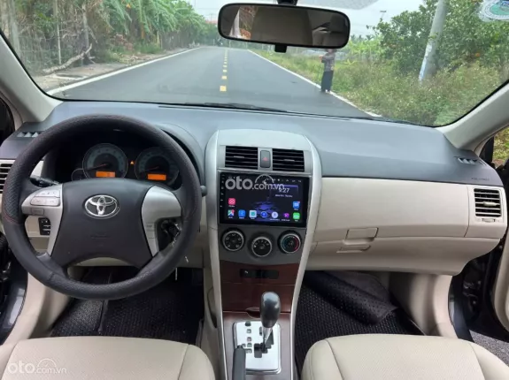 Toyota Corolla Altis 1.8 G 2011 - Phom mới. Xe chất, máy số keo chỉ zin. Nội ngoại thất đẹp. Mọi chức năng hoạt động