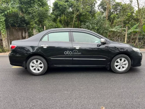 Toyota Corolla Altis 1.8 G 2011 - Phom mới. Xe chất, máy số keo chỉ zin. Nội ngoại thất đẹp. Mọi chức năng hoạt động