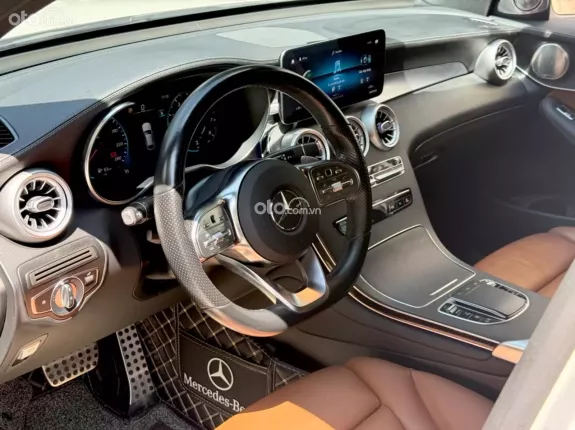 Mercedes-Benz GLC 300 4Matic Coupe 2021 - GLC300 COUPE 2021