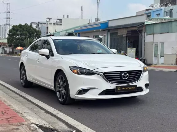 Mazda 6 2.0 Premium 2019 - 1 chủ, 26 ngàn km, siêu lướt, sai tặng xe