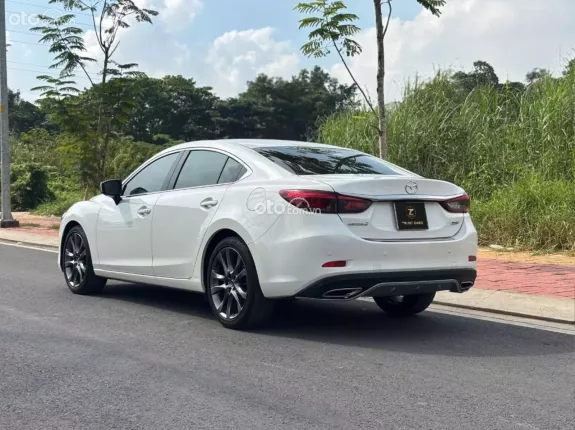 Mazda 6 2.0 Premium 2019 - 1 chủ, 26 ngàn km, siêu lướt, sai tặng xe