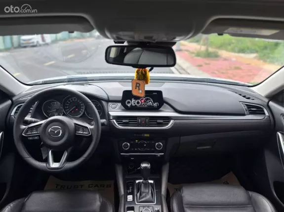 Mazda 6 2.0 Premium 2019 - 1 chủ, 26 ngàn km, siêu lướt, sai tặng xe